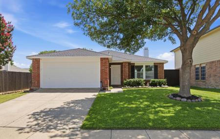 2717 Lazy Oak Drive