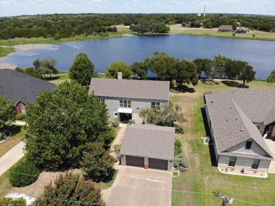 1434 Lakeside Trail