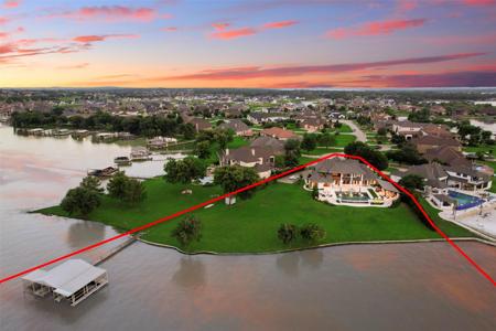 12624 Lake Shore Court N