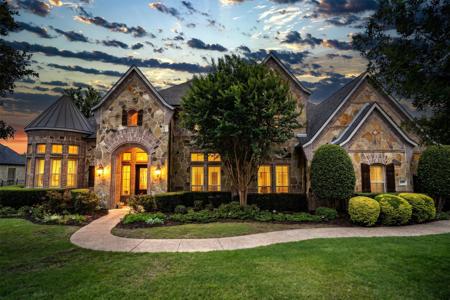 2301 Bella Lago Drive