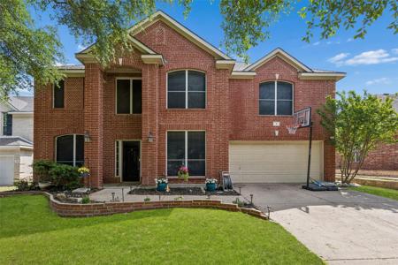 3 Roosevelt Court