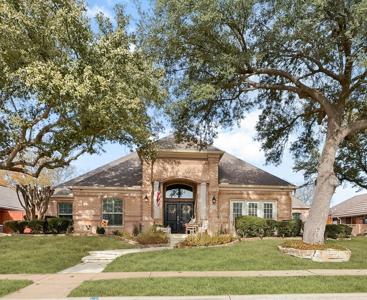 3313 Dogwood Trail
