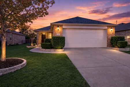 2325 Beachfront Drive