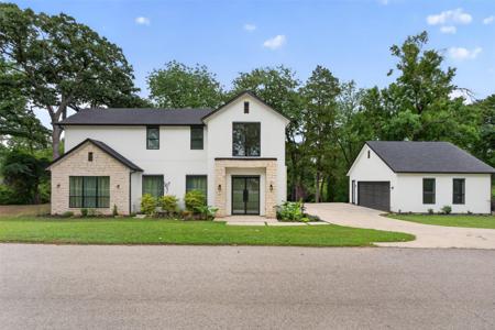 705 Heather Woods Drive