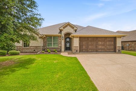 1010 Anna Circle