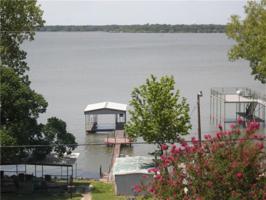 10709 Lakeside Drive