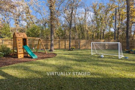 212 E Beachwood Loop