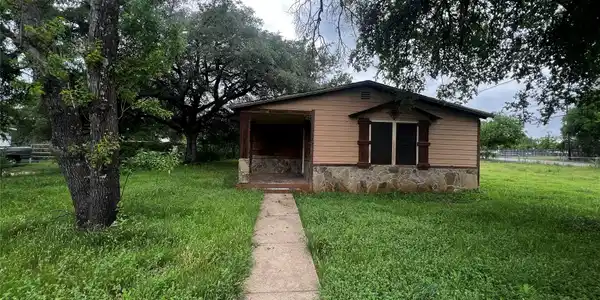 319 Ridgecrest Court