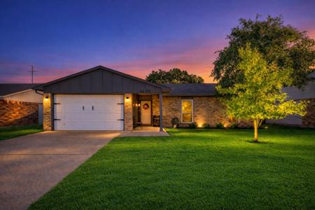 5209 Baker