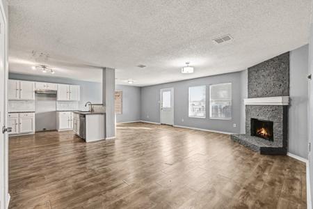 2256 White Oak Drive