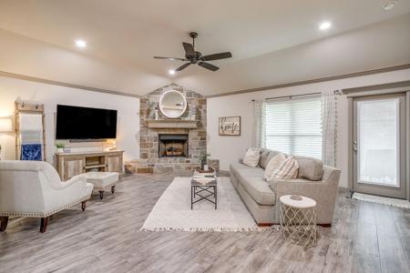 3332 White Horse Drive