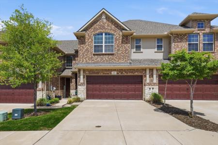 2737 Majesty Drive