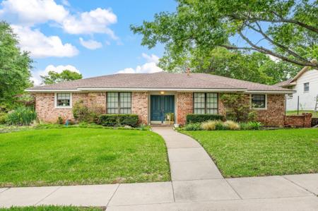 3910 Larkin Lane