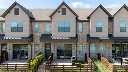 2608 La Cala Drive