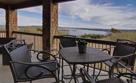 503 Eagle Point