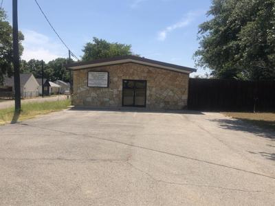 900 N Houston Street
