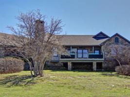 685 Baltrusol Drive