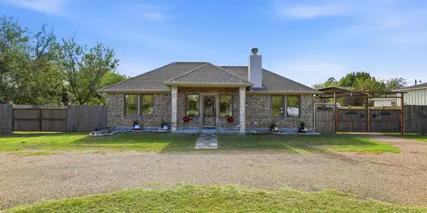 1616 Sandy Beach Road