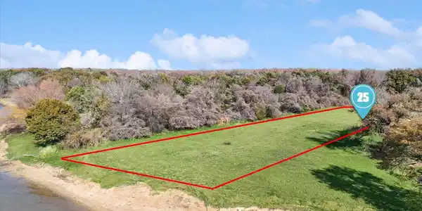 Lot 25 Triangle Shores