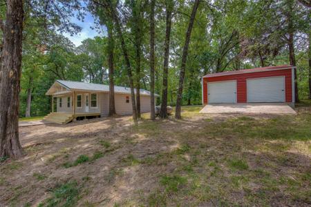 2841 Honey Bee Lane
