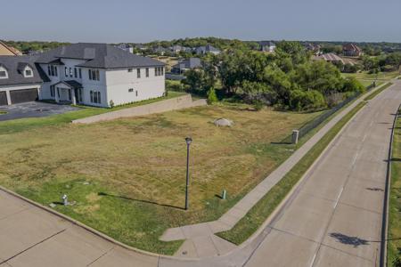 468 Breezeway Court