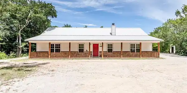 1382 Rogers Road