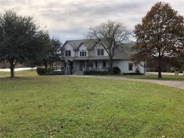 737 County Road 1300