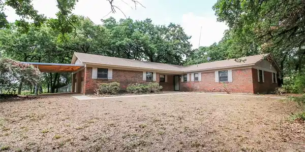 700 Kimbrough