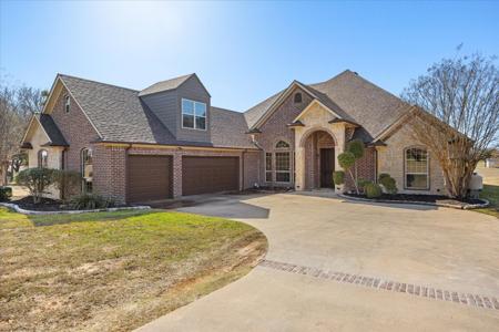 1716 Bent Tree Court