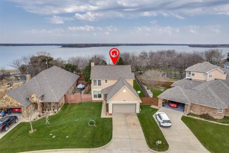 604 Hillside Circle