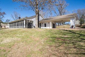 15390 McElroy Rd