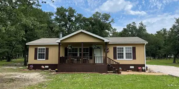 147 Walker Trace