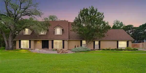 324 Driftwood Court