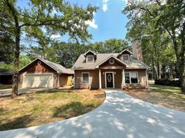 6912 Lakeview Drive