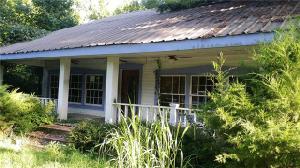 437 County Road Se 4226