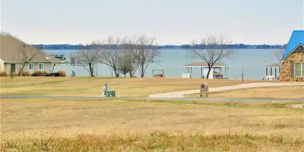 L 12 Open Water Way