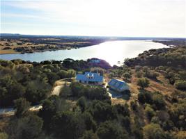2102 Tree Top Court