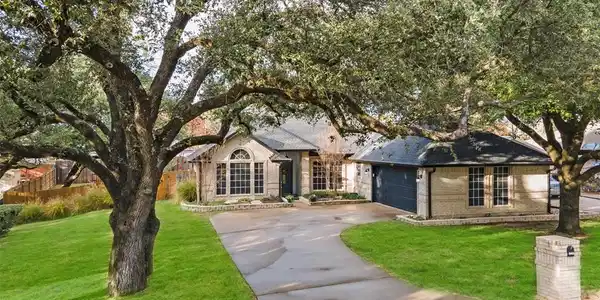 9128 Timber Oaks Drive