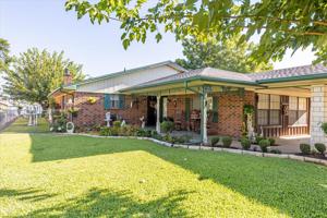 702 Panama Court