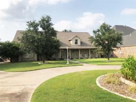 1914 W Emerald Bend Court W