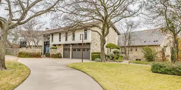 7820 Skylake Drive