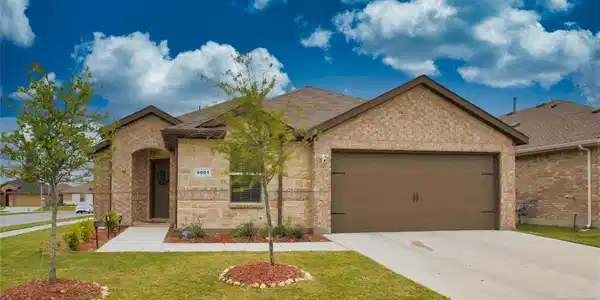 9001 Eagles Landing Drive