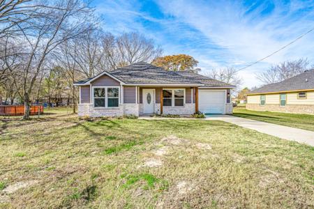 917 Redoak Drive