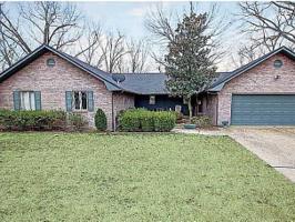 13667 Apple  LN