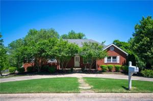100 Lake Road