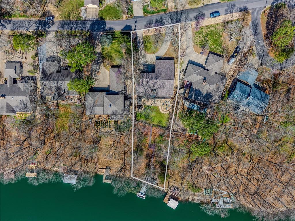 Image 3: Lot outline