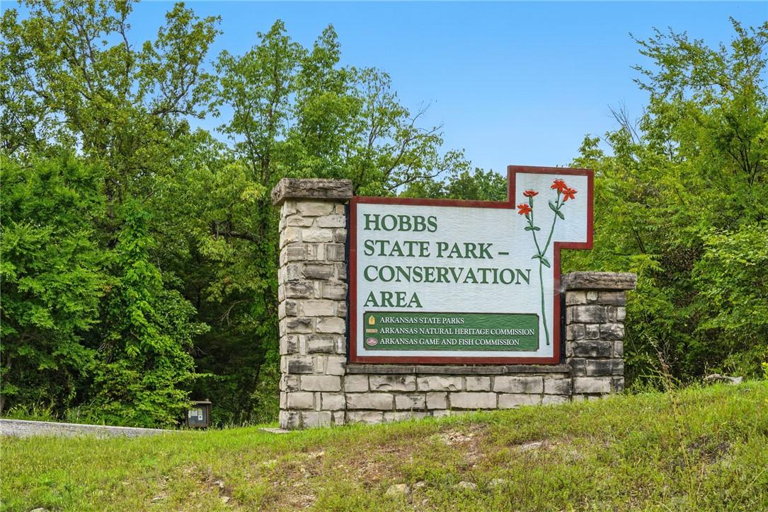 Image 4: Entrance to road leading to the property.