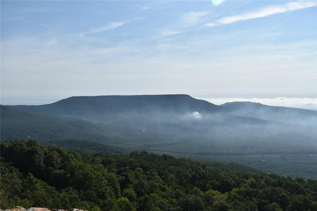 Image 3: View of Mount Nebo Bordering the Property to the E