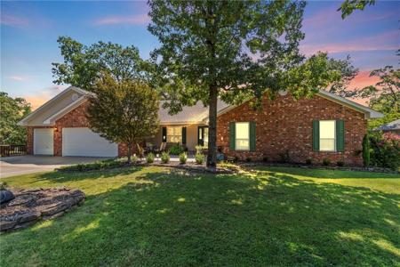 6 Belaire Drive