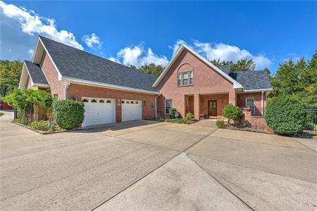 14785 Mountain Drive
